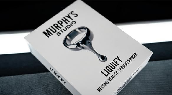 指輪が溶けて液体になります!!Liquify by Tobias Dostal