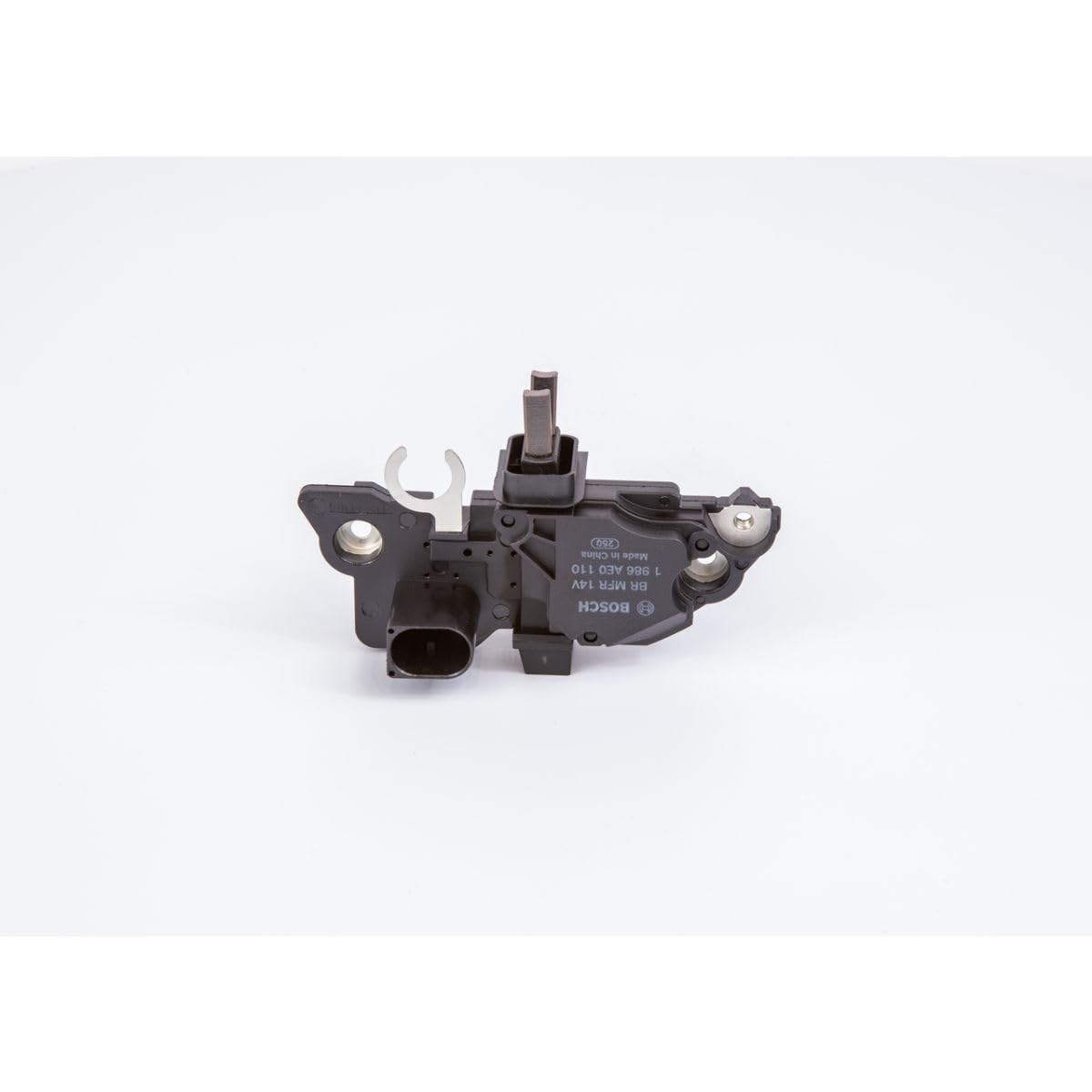 BOSCH Regolatore alternatore 1986AE0110 Compatibile con: AUDI A1, A3, A3 Cabriolet, A3 Sportback, A4 B6, A4 B6 Avant, A4 B7, A4 B7 Avant, TT, TT Roadster, CITROËN BERLINGO Kasten/Großraumlimousine