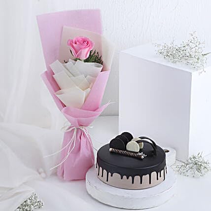 Fnp Blushing Pink Rose Bouquet With Chocolate Cake-picture-10
