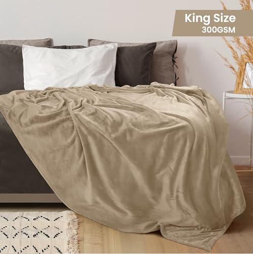 Image of Utopia Bedding Fleece Blanket King Size Camel 300GSM Luxury Fuzzy Soft Anti-Static Microfiber Bed Blanket, All-Season Home Decor Gift for Women and Men (90x102 Inch)
