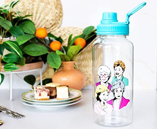 Silver Buffalo Golden Girls Group Twist Spout Plastic Bottle with Sticker Set 900ml