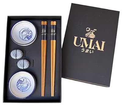 UMAI Set de Sushi | Incluye 2 Pares de Palillos Japoneses Reutilizables + 2 Cuencos de Soja + 2 Soportes Cerámicos | Ideal Para Comida China y Sushi | Presentado en Estuche Elegante de Almacenamiento | Ya disponible en tu tienda friki favorita! En mundofriki.es!