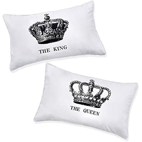 DasyFly King and Queen Couples Pillow Cases,Funny His and Hers Couples Gifts,Annivesary Wedding Gifts for The Couple.Romantic Gifts for Couples On Christmas Valentines Day Cover