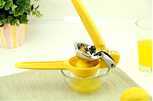 12.25 CHRISTMAS GIFT DecentGadget Hand Lemon Juicer Fruit Juice Squeezer Extractor (Yellow)