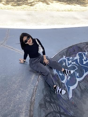 Women Quick-Dry Cargo Pants Y2K Wide Leg Baggy Pants Lightweight Hiking Pants Streetwear with Drawstring3