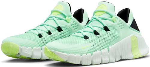 NIKE Men's Sneaker Soccer Shoe3