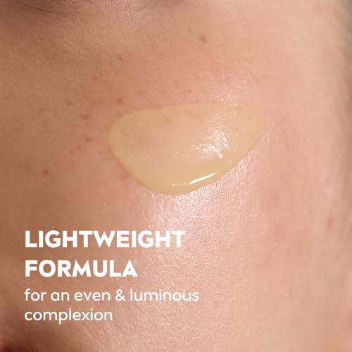 Image of NIVEA Luminous Even Glow Oil Control and Brightening Face Serum with Thiamidol (60X more effective than Vitamin C), Salicylic Acid, Hyaluronic Acid, Green Tree extracts for Dark Spots Reduction & Hydration| For Men and Women | All Skin Types 40ml