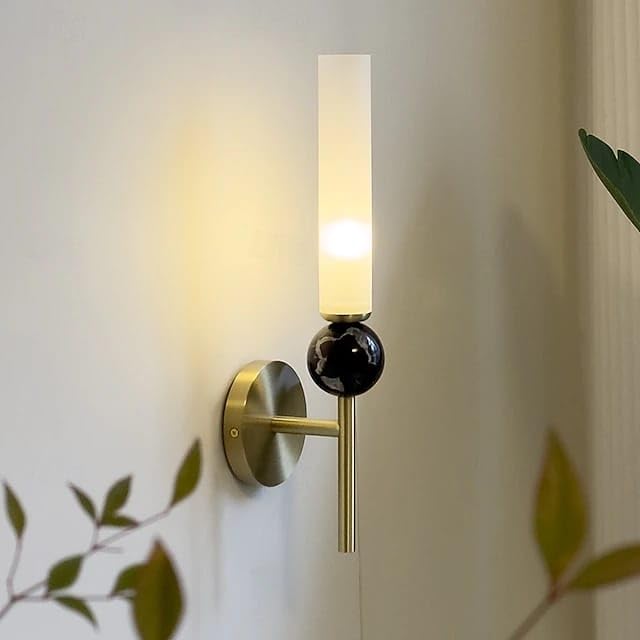 Image of Glowave Modern Luxury Golden Body Acrylic Vertical Design Wall Lamp Lighting Sconce for Living Room Bedroom Bedside - Warm White (9017-GD)