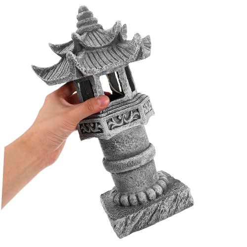 Lanterne Zen extérieure style pagode aux finitions soignées effet pierre vieillie