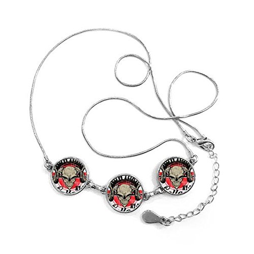Collier squelette humain totem tattoo rond à offrir pour un anniversaire original