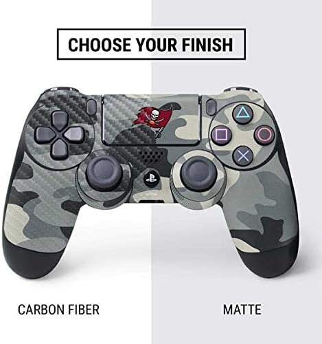 Vista 24 de Skinit Calcomanía para juegos compatible con el controlador de PS4, diseño oficial de los Tampa Bay Buccaneers de la NFL Rojo