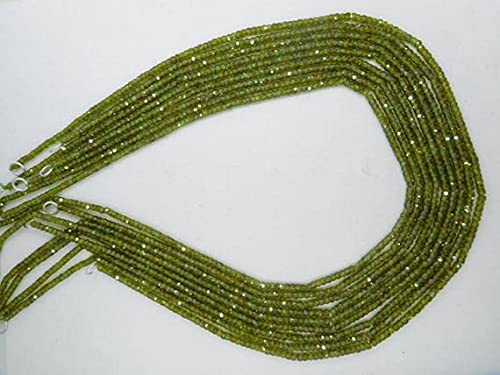 Collier en zircon vert perles naturelles coupées pour accessoiriser une tenue d'été bohème