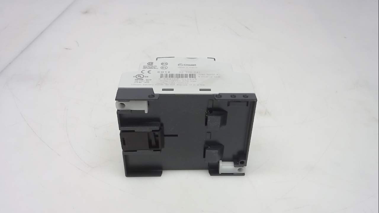 CROUZET 88970041 8 INPUTS / 4 Digital / 4 Analog, CD12-24VDC, LCD Display, Logic Controller, Millenium 3
