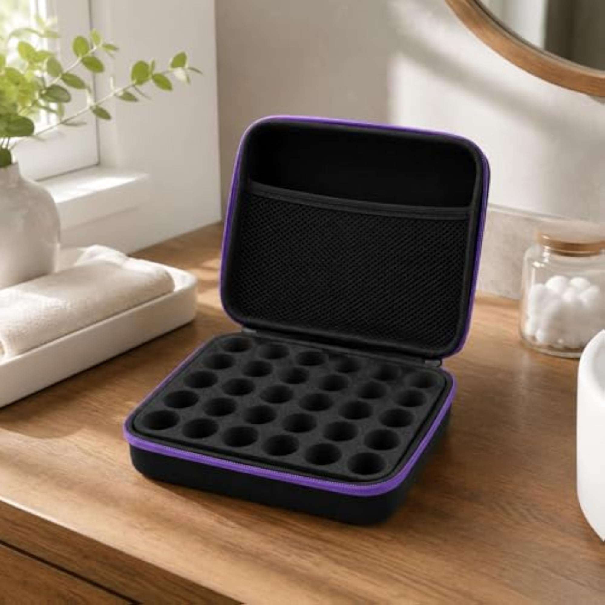 30 Bottle Essential Oil Storage Case, Black