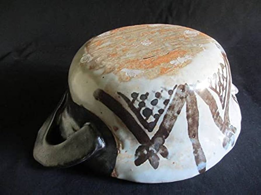 Amazon | 土鍋 陶芸作家 佐藤和次作 黒織部蟹絵土鍋(3人用) S