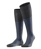 Kniehohe Herrenstrümpfe für jeden Tag aus angenehm weicher Baumwolle mit Motiv für kalte Tage; verstärkt, hochwertig, mit Streifen, gemustert und für Schuhe wie Anzugsschuhe, Halbschuhe und Stiefeletten geeignet; Dicke Strickkniestrümpfe nicht transparent oder durchsichtig, Kniestrümpfe von FALKE bedecken den Fuß, die Wade und gehen bis zum Knie