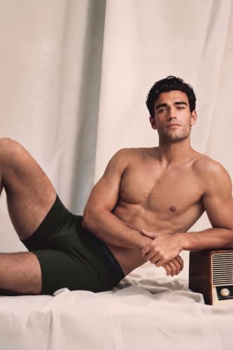 Image of Van Heusen Men Trunk - Pack of 1 | Premium Innerwear | 4 Way Stretch | No Ride Up | Super Soft on Skin - Feels Like Butter | Premimum Handfeel | Solid Colors | Style 30047