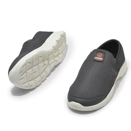 Image of Woodland Men's Pull-On Walking Shoe