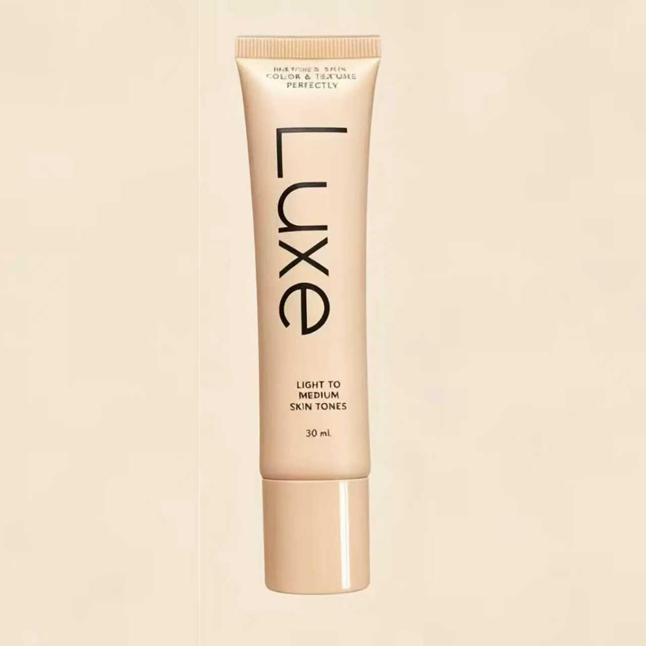 Luxe Color Changing Foundation for Women – Instantly Adapts to Your Skin Tone – Buildable Light-to-Medium Coverage – 12-Hour Wear – Natural Dewy Finish - Light 1 piece — view 2