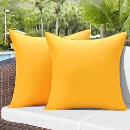 JOTOM 2er Set Outdoor wasserdichte Kissenbezüge, Dekorative Weich Einfarbig Wurf Kissenbezug Moderne Kissenhüllen Sofakissen Dekokissen Zierkissenbezug für Garten Wohnzimmer Deko (45x45cm, Gelb) – Bild 4