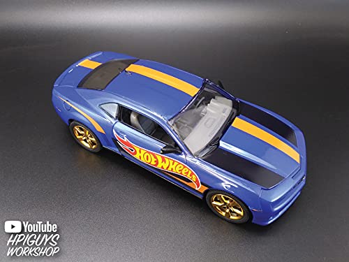 Modelo a escala 1:25 AMT Chevy Camaro 2010 Hot Wheels miniatura 5
