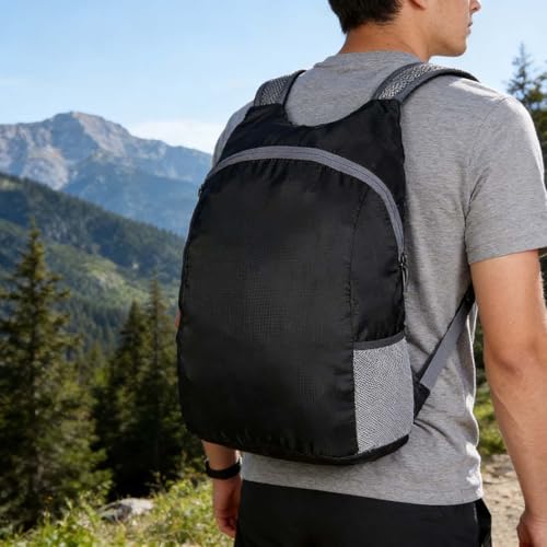 Mochila plegable ligera negra para viajes y senderismo miniatura 1