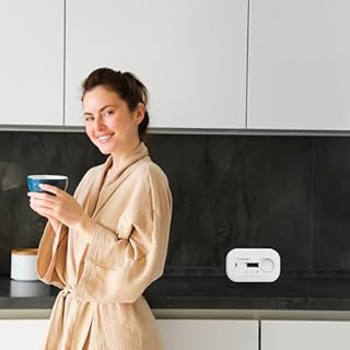 FireAngel FA6812 Détecteur de Monoxyde de Carbone Numérique à Écran LCD avec Durée de Vie de 10 Ans, Portable, pour Maison, Voyages, Caravanes