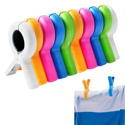 Set colorato pratico e funzionale: Il set include 10 mollette da spiaggia in 5 colori brillanti: 2 verdi, 2 gialle, 2 bianche, 2 blu e 2 rosa. Questa varietà cromatica aiuta a identificare facilmente ogni clip e aggiunge un tocco vivace alle tue giornate all’aperto. Il formato compatto non occupa spazio nel bagaglio e consente un utilizzo immediato ovunque ti trovi. Che tu sia al mare, in piscina, in campeggio o semplicemente sul balcone di casa, queste mollette sono un accessorio indispens