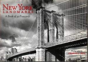 Paperback New York Landmarks: A Book of 30 Postcards Book