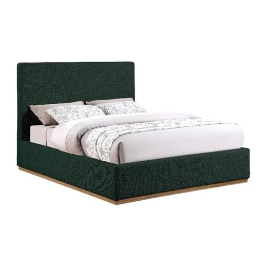 Meridian Furniture Monaco Collection Modern | Contemporary Upholstered Bed with Rich Boucle Fabric and Solid Wood Natural Wire Brush Finish, Queen (U.S. Standard), Green
