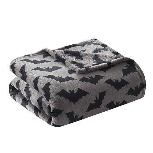 Image of GoodGram Ultra Soft & Plush Autumn & Halloween Chic Themed Oversized Accent Throw Blankets - Assorted Styles (Gray Bats)