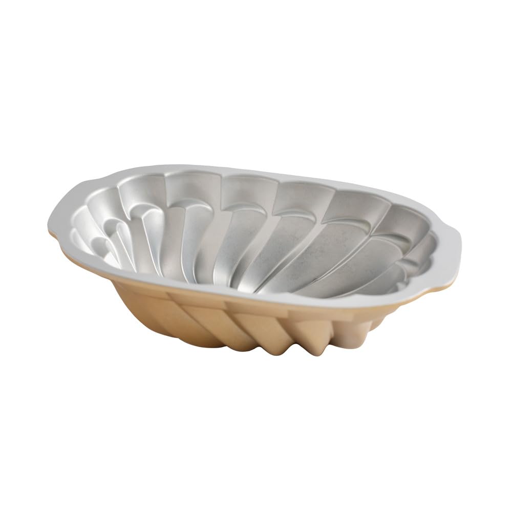 Nordic Ware + Pirouette Kastenform