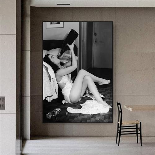 Affiche noire et blanche femme champagne habillage grand mur vide salon chambre 60x90