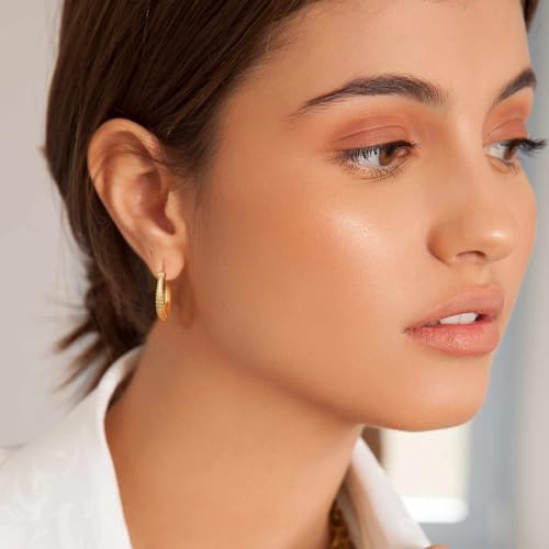 14K Gold Earrings for Women Chunky Hoop Earrings 14K Gold, Lightweight & Small Hoop Earirng for Women with Hinged Clasp 20MM2