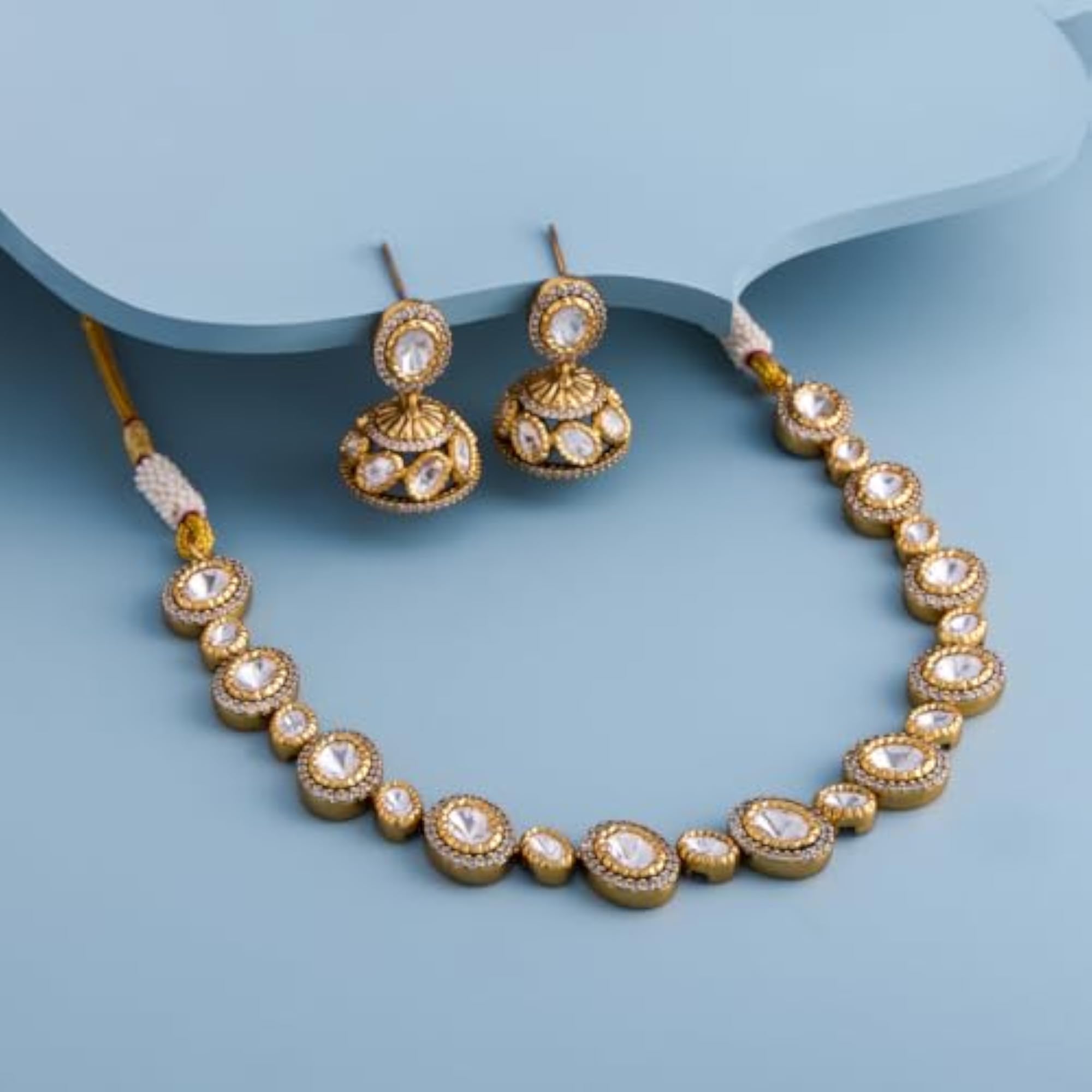 White Victorian Polished Copper Kundan Necklace for Women