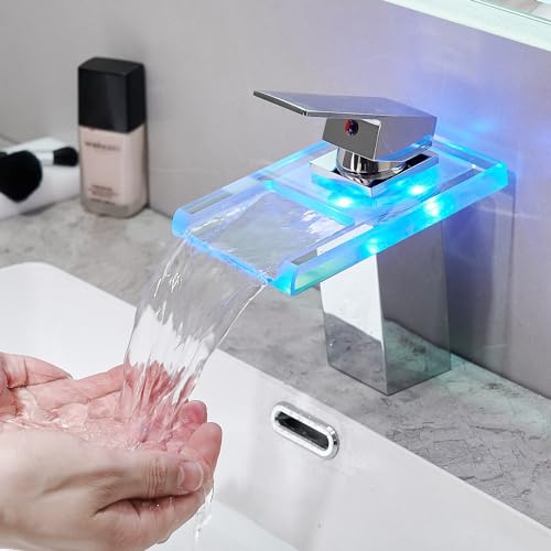 SOLEO Robinet mitigeur design bec cascade à LED lumineuses chrome brillant