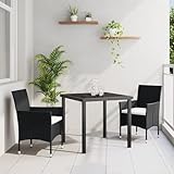L'ensemble de trois pièces est pratique pour organiser l'espace sur les terrasses ou dans le jardin, facilitant les conversations et les moments de convivialité.