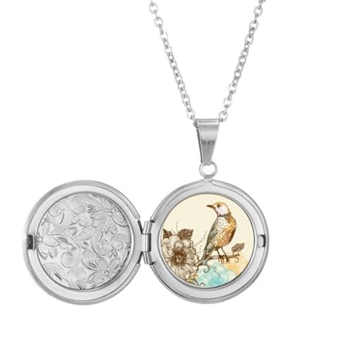 Collier médaillon oiseaux pour illuminer vos tenues d'été et de printemps