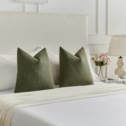 FUTEI Moss Green Chenille Decorative Throw Pillow Covers 20x20 Inch Set of 2,Soft Cozy Faux Linen Textured Cushion Case,Farmhouse Home Decor for Couch Living Room