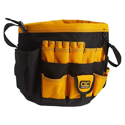 CLC Custom Leathercraft 4122 In & Out Bucket, 61 Pocket