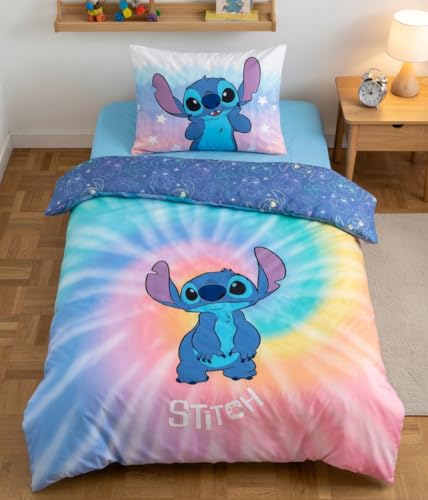 Housse de Couette Stitch Disney - Parure de Lit Enfant Polycoton (Coton & Polyester) - Housse 140x200 cm et Taie 65x65 cm - Motif Tie-Dye Multicolore Pastel -...