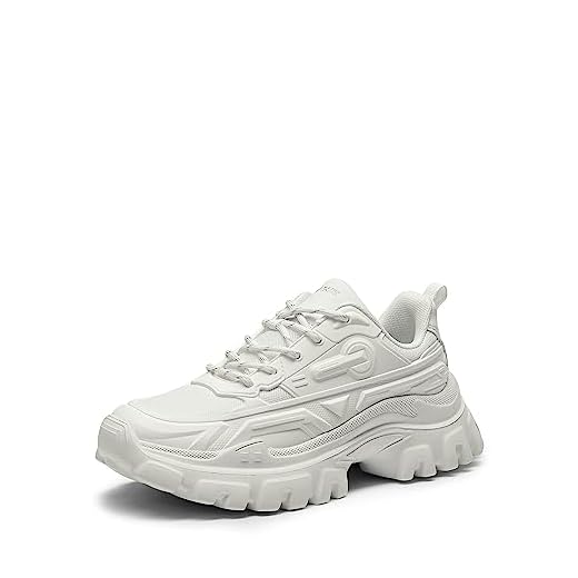 17+ Fall Outfit Ideas for Women That Always Look Stylish White chunky sneakers