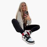 Addison Rae Sticker Vinyl Waterproof Sticker Decal Car Laptop Wall Window Bumper Sticker 5'