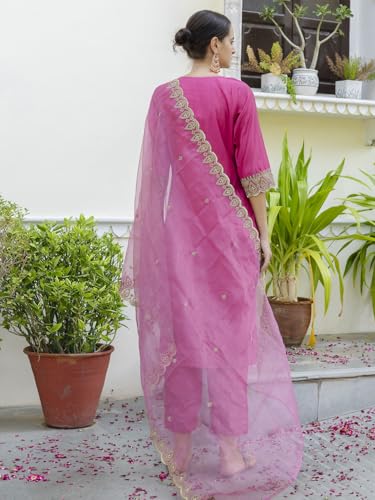 Image of VredeVogel Women's Silk Blend Embroidered Kurta with Pant & Silk Chiffon Dupatta Set