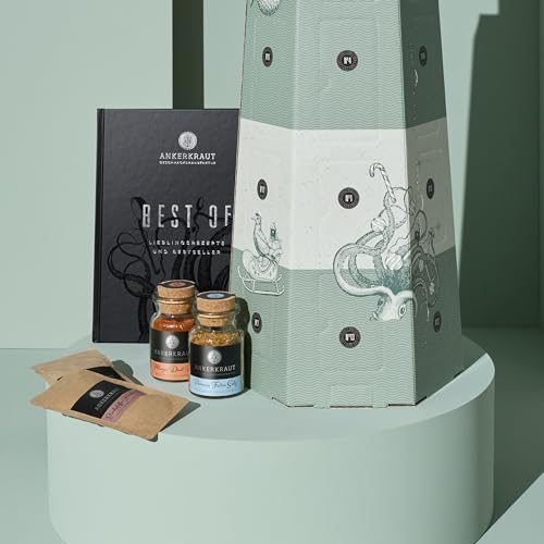 Ankerkraut Best Of Adventskalender 2025, Lieblingssorten Kalender | 24 Gewürz-Überraschungen Inkl. Hardcover-Kochbuch | Gewürze als Geschenk für Frauen & Männer | Deko zu Hause mit Leuchtturm-Design