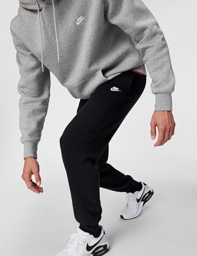Nike Men's Club Joggers4
