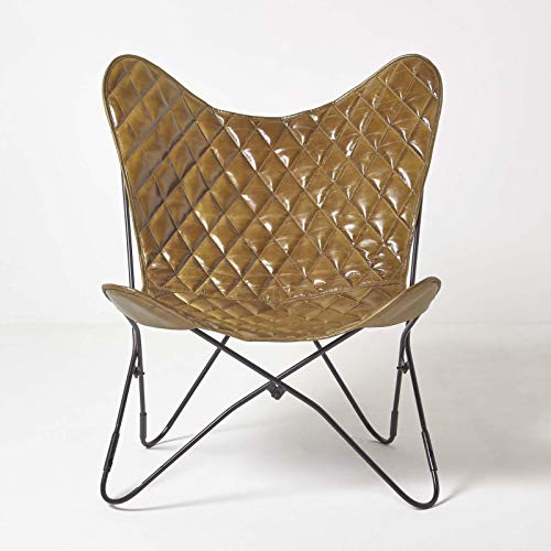 HOMESCAPES Sillón de piel marrón con diseño de mariposas, estilo vintage, estilo retro, con patrón de diamantes y patas de horquilla de acero negro piel de vacuno estilo moderno BKF, asiento de 88 cm