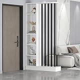Cette armoire d'entrée autoportante moderne et minimaliste sert de séparateur de pièce élégant et de solution de rangement. Son rangement à plusieurs niveaux dispose de compartiments de plusieurs tailles, parfaits pour organiser des livres, des vases, des plantes vertes et des albums photo. Le design réversible gauche-droite permet un placement flexible, ce qui le rend idéal pour diverses configurations d'appartement. Améliorez votre espace avec cette pièce polyvalente et fonctionnelle.