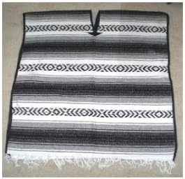 Disfraz de poncho mexicano (gris) de CMFA