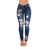 vaqueros con flores stradivarius ¡Y nos gustan los jeans ajustados de silueta afilada, terminados con tobillo enrollado, aberturas con borlas en las piernas, dobladillo con dobladillo!